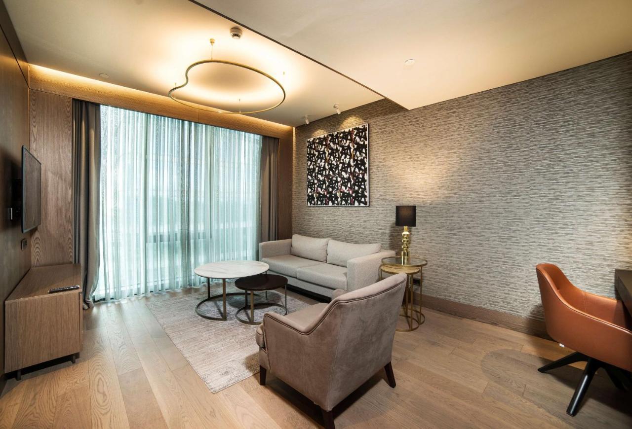 Radisson Collection Hotel, Vadistanbul Exterior photo Living room