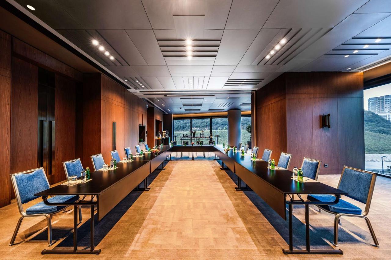Radisson Collection Hotel, Vadistanbul Exterior photo Meeting room