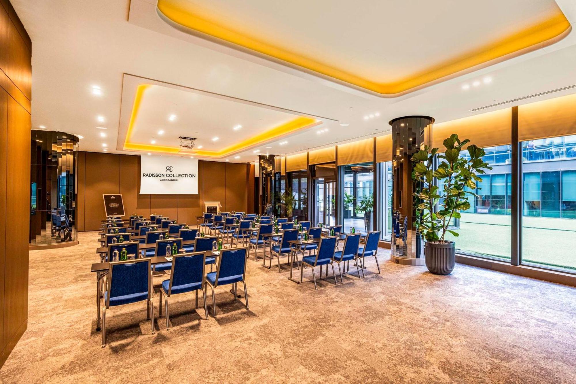 Radisson Collection Hotel, Vadistanbul Exterior photo Meeting room